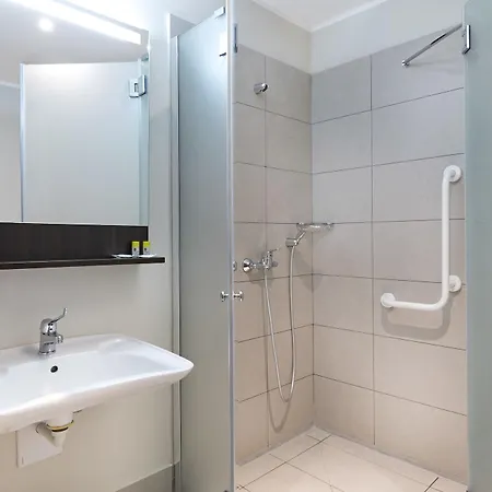 B&B Hotel Bergamo City Szálloda 3*