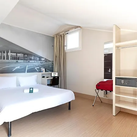 B&B Hotel Bergamo City Szálloda