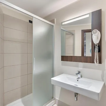 فندق فندق بيرجامو مبيت وإفطار 3*