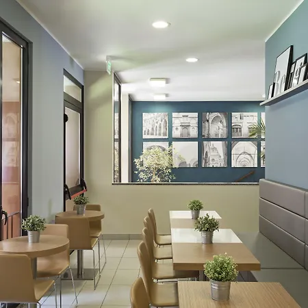 ホテル B&B ホテル ベルガモ 3*