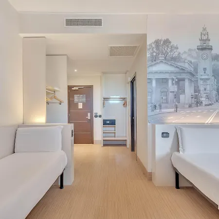 Szálloda B&B Hotel Bergamo City 3*