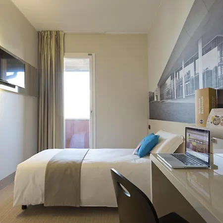 B&B Hotel Bergamo City 3*