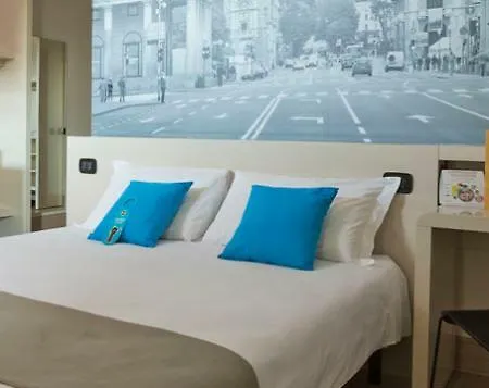 B&B Hotel Bergamo City Szálloda 3*