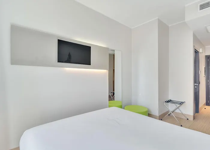 B&B Hotel Bergamo City 3*