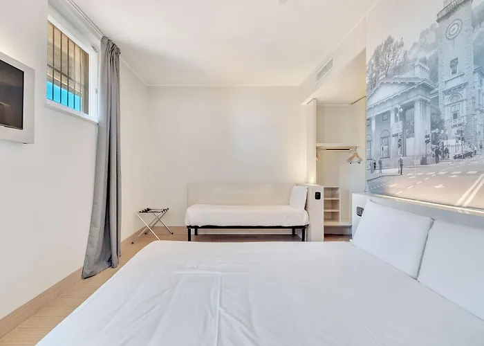 贝加莫民宿酒店