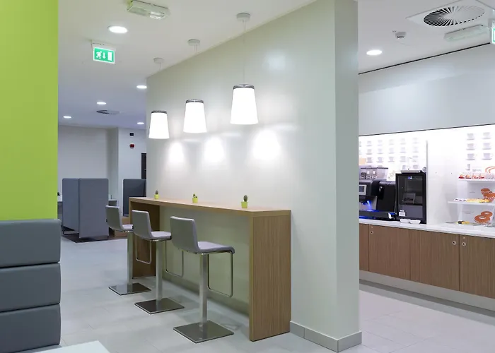 酒店 贝加莫民宿酒店