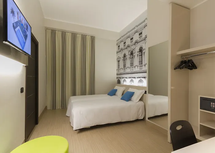 Hotel B&B Hotel Bergamo City 3*